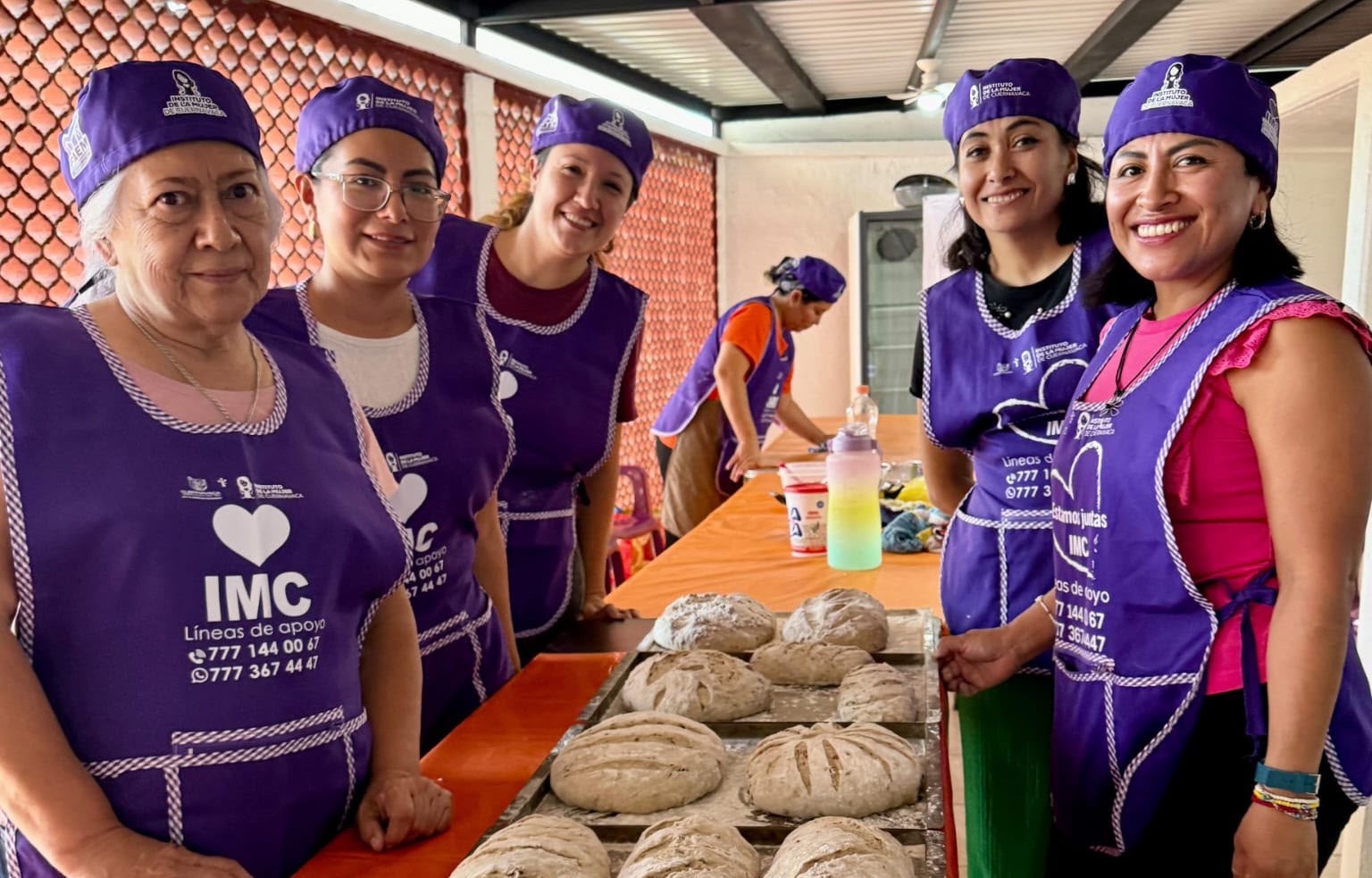 Mujeres de Cuernavaca aprenden elaboración de pan con masa madre como alternativa de emprendimiento