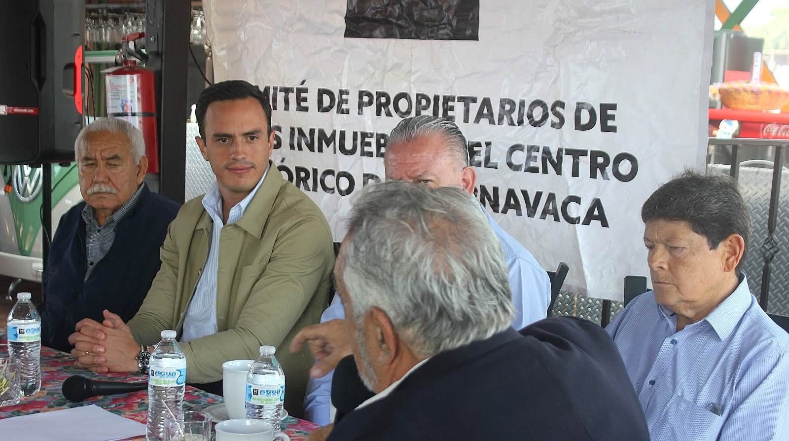 Daniel Martínez Terrazas busca fortalecer la economía de Cuernavaca mediante diálogo con empresarios
