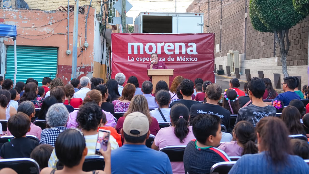 Víctor Mercado reafirma su compromiso con Cuernavaca desde la colonia Carolina