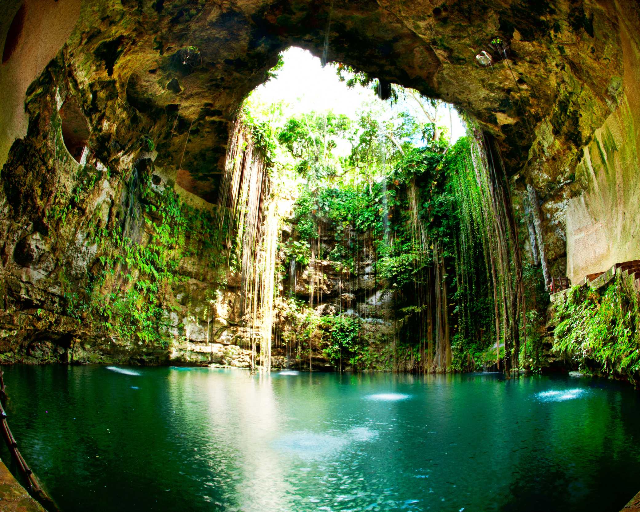 Tren y Ruta Maya con Vuelo
