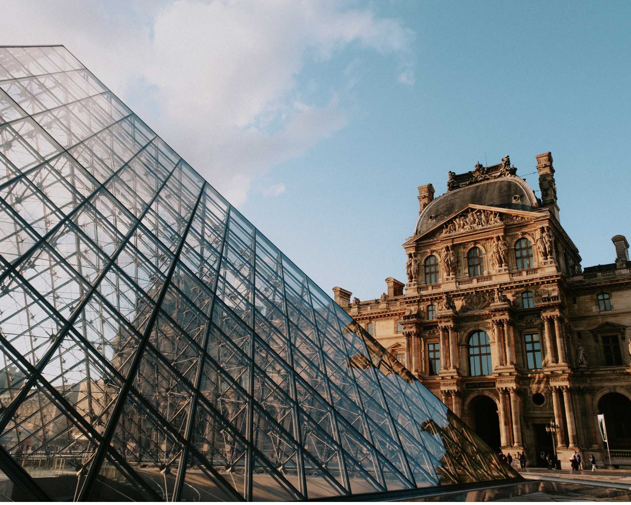Tour Brujas y joyas de Europa con vuelo