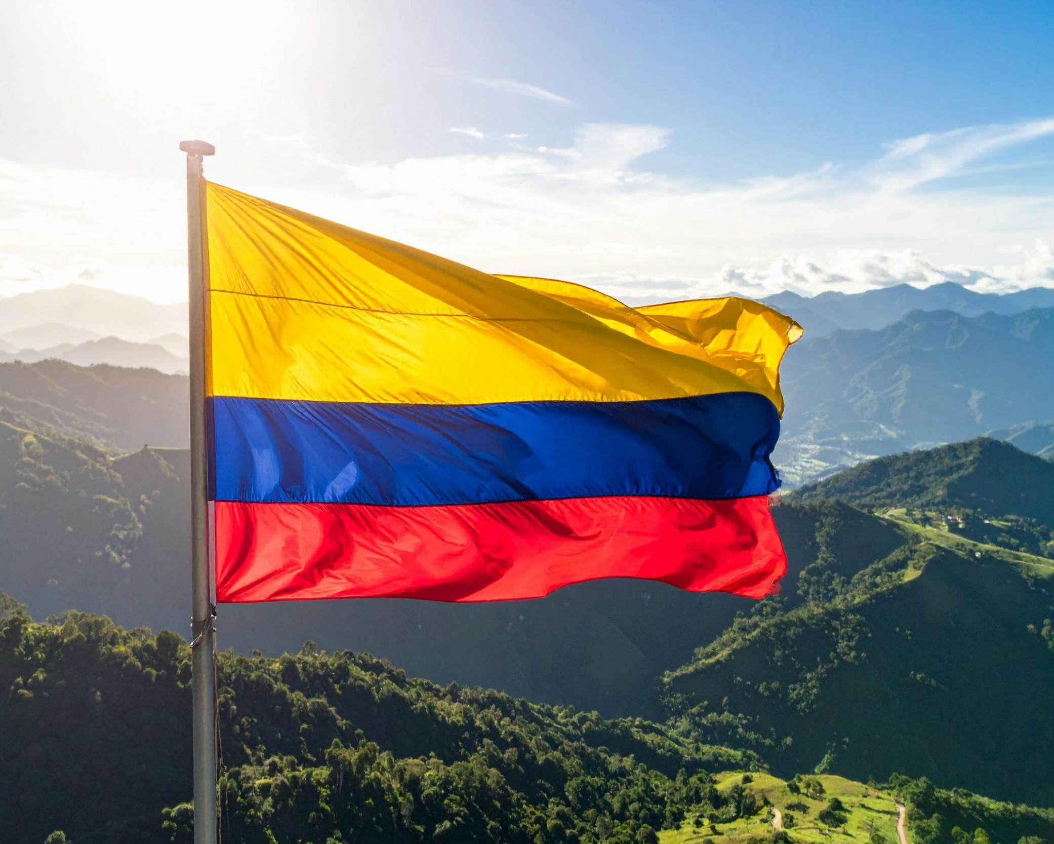 Corazón cafetero de Colombia con vuelo