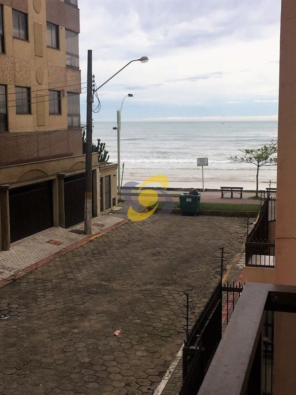 Aluguel de temporada: Apartamento 2 quartos apenas 30 metros da praia!