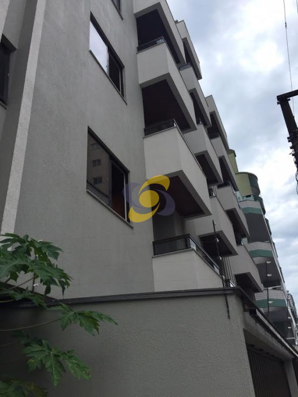 Aluguel temporada Itapema: 03 quartos em frente à Avenida!