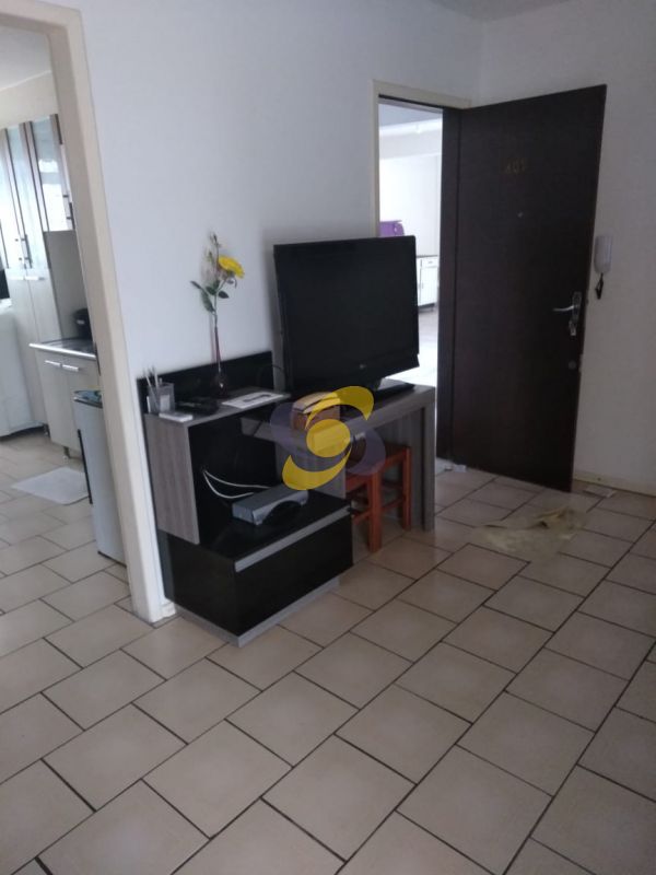 Apartamento quadra do mar! 02 quartos com ar !