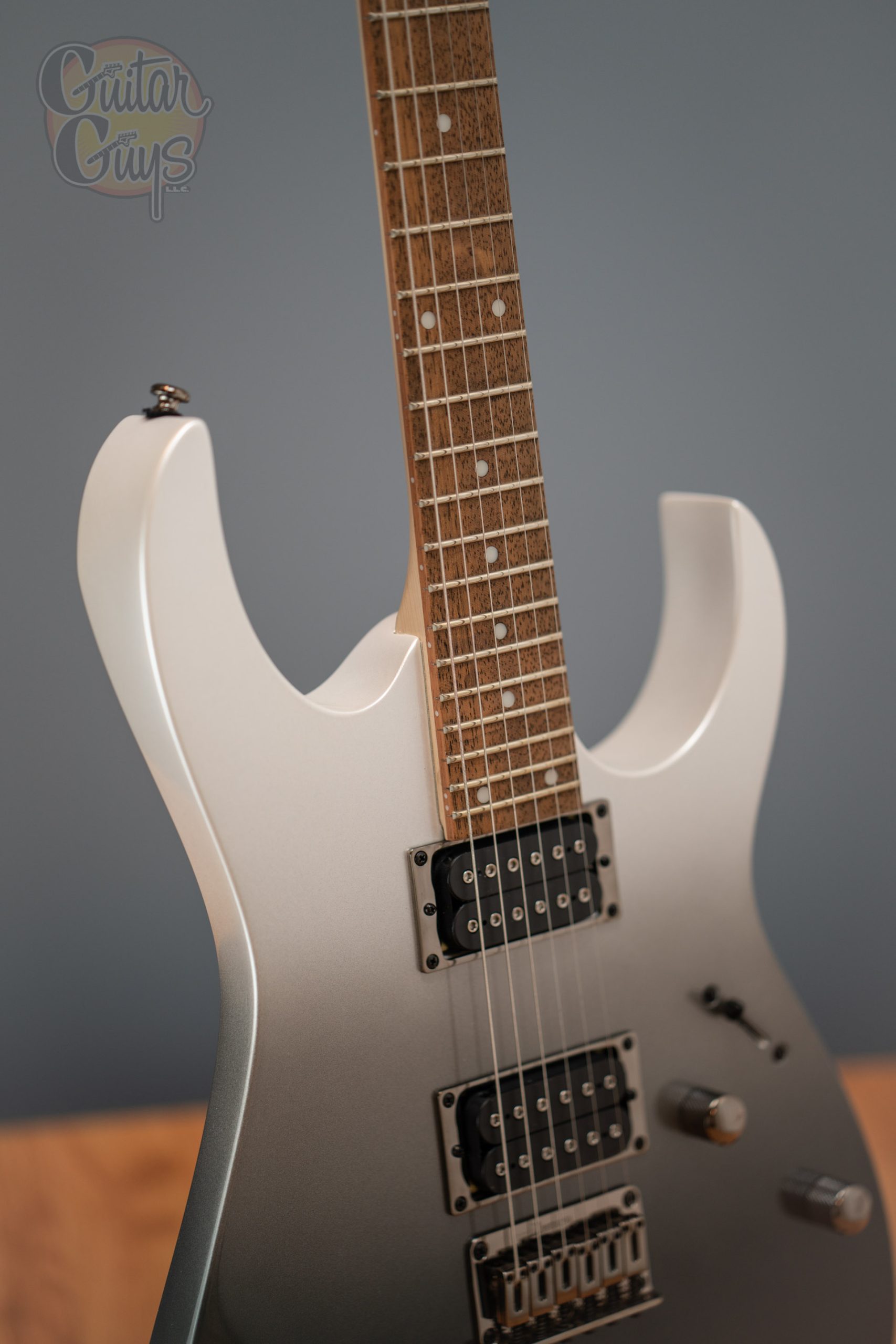 Ibanez RG421