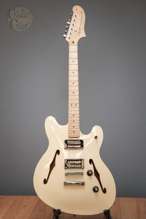 Squier AFFINITY SERIES STARCASTER (Olympic White) - Guitar Guys