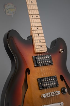 Squier AFFINITY SERIES STARCASTER (3-Color Sunburst)