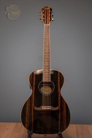 Fender LIMITED EDITION FA-235E CONCERT