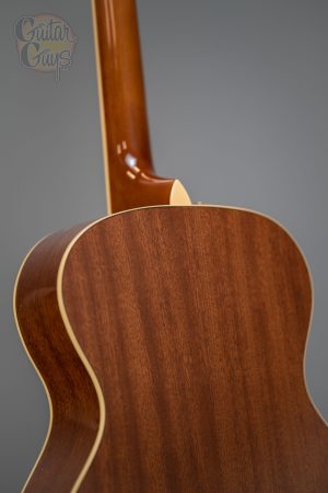 STRIPED EBONY TOP