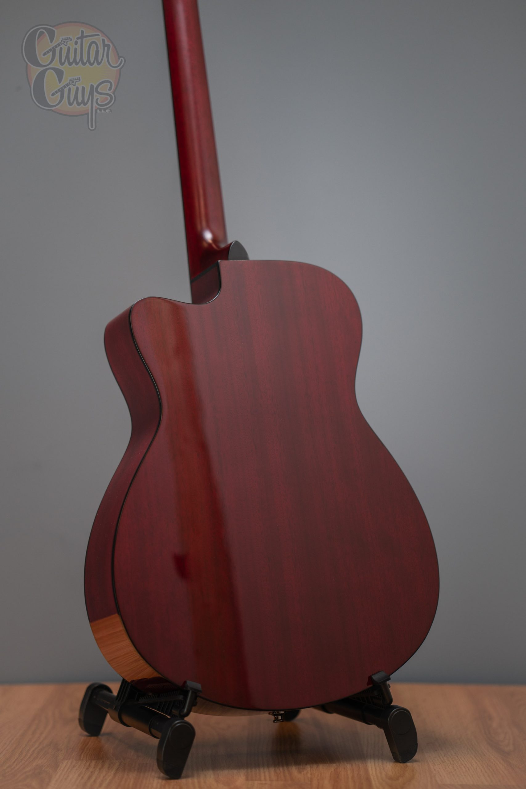 Yamaha FSX800C (Ruby Red)