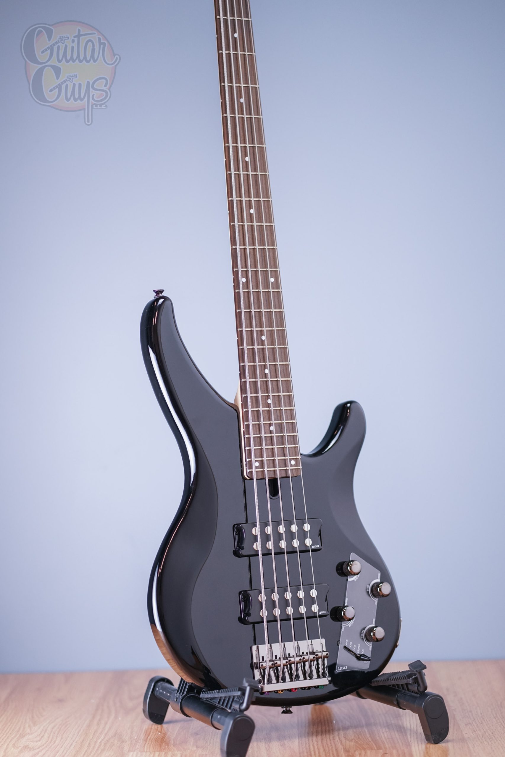 Yamaha TRBX305 5-String (Black) - Guitar Guys
