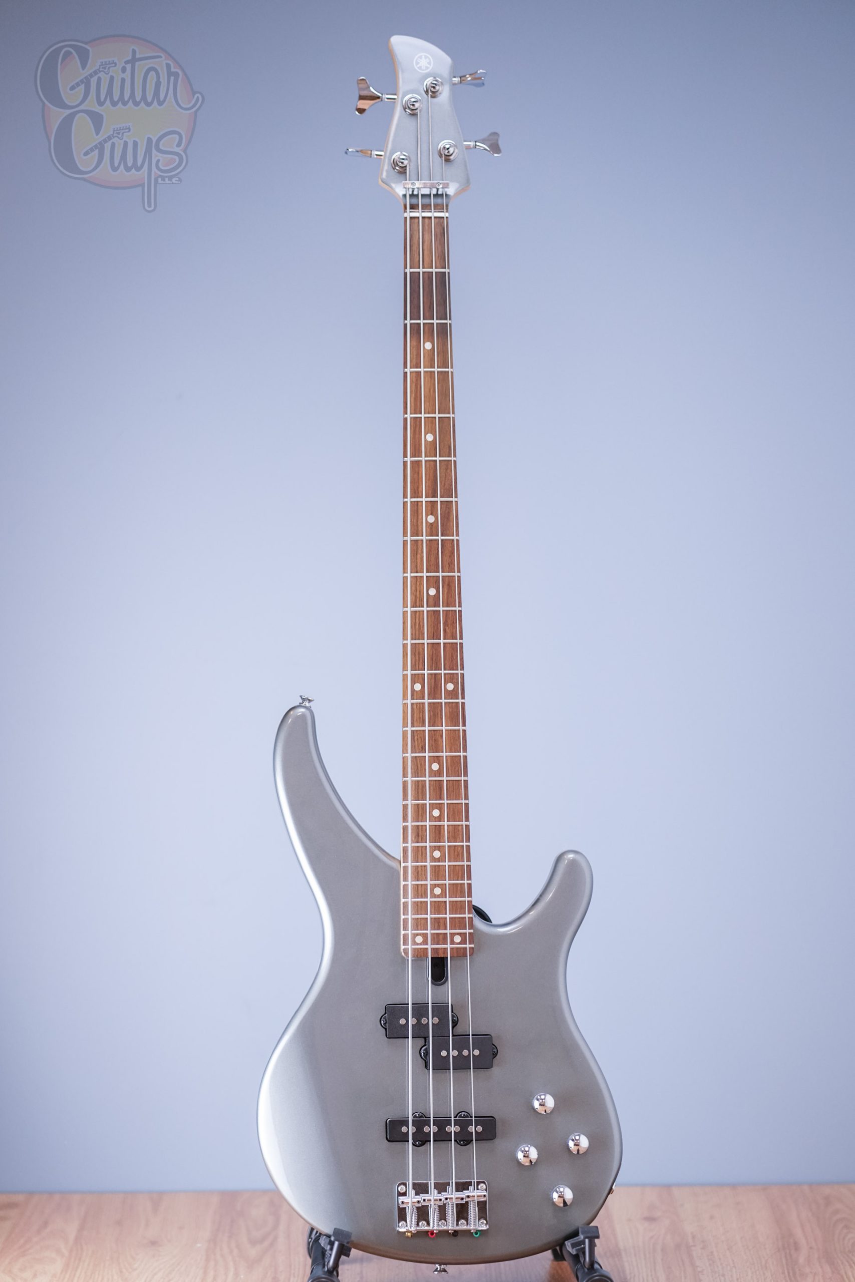 Yamaha TRBX204 (Gray Metallic)