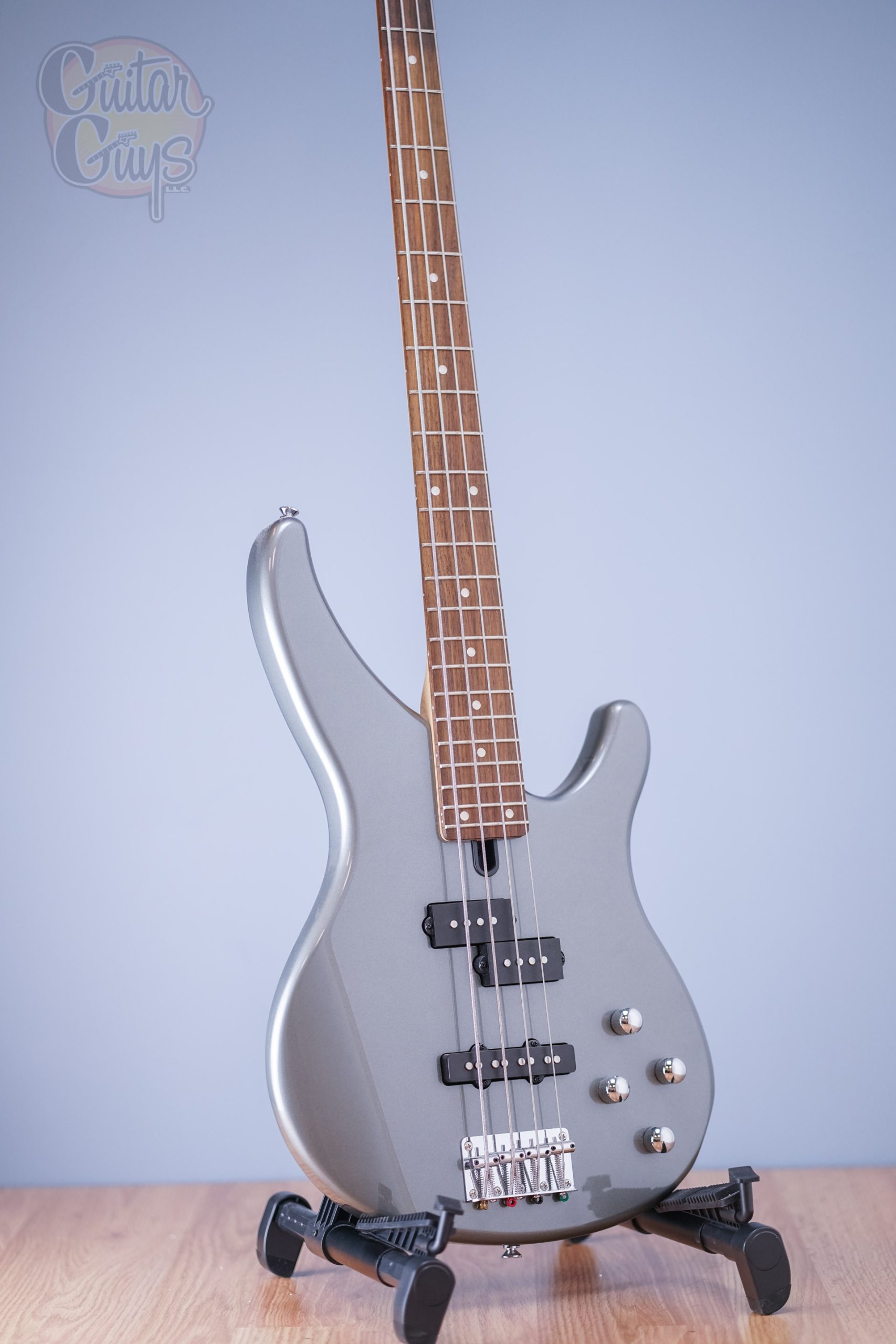 Yamaha TRBX204 (Gray Metallic)