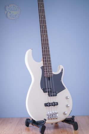 Yamaha BB234 (Vintage White)