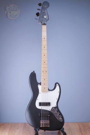 Squier CONTEMPORARY ACTIVE JAZZ BASS HH (Flat Black)