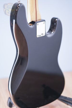 Fender STANDARD JAZZ BASS LEFT-HAND (Black)