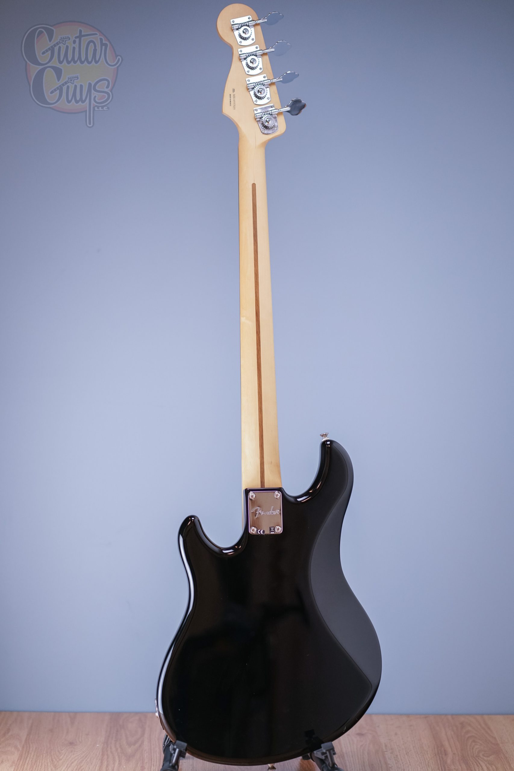 Fender STANDARD DIMENSION BASS IV (Black)
