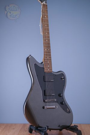 Contemporary Active Jazzmaster　EMG X 改造 Modifying the Squier Contemporary Active Jazzmaster - YouTube