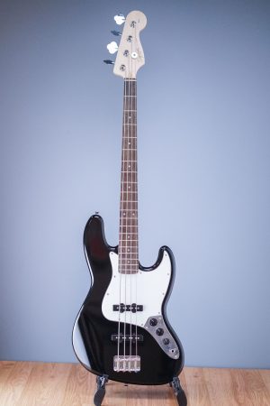Squier AFFINITY SERIES JAZZ BASS (Black)