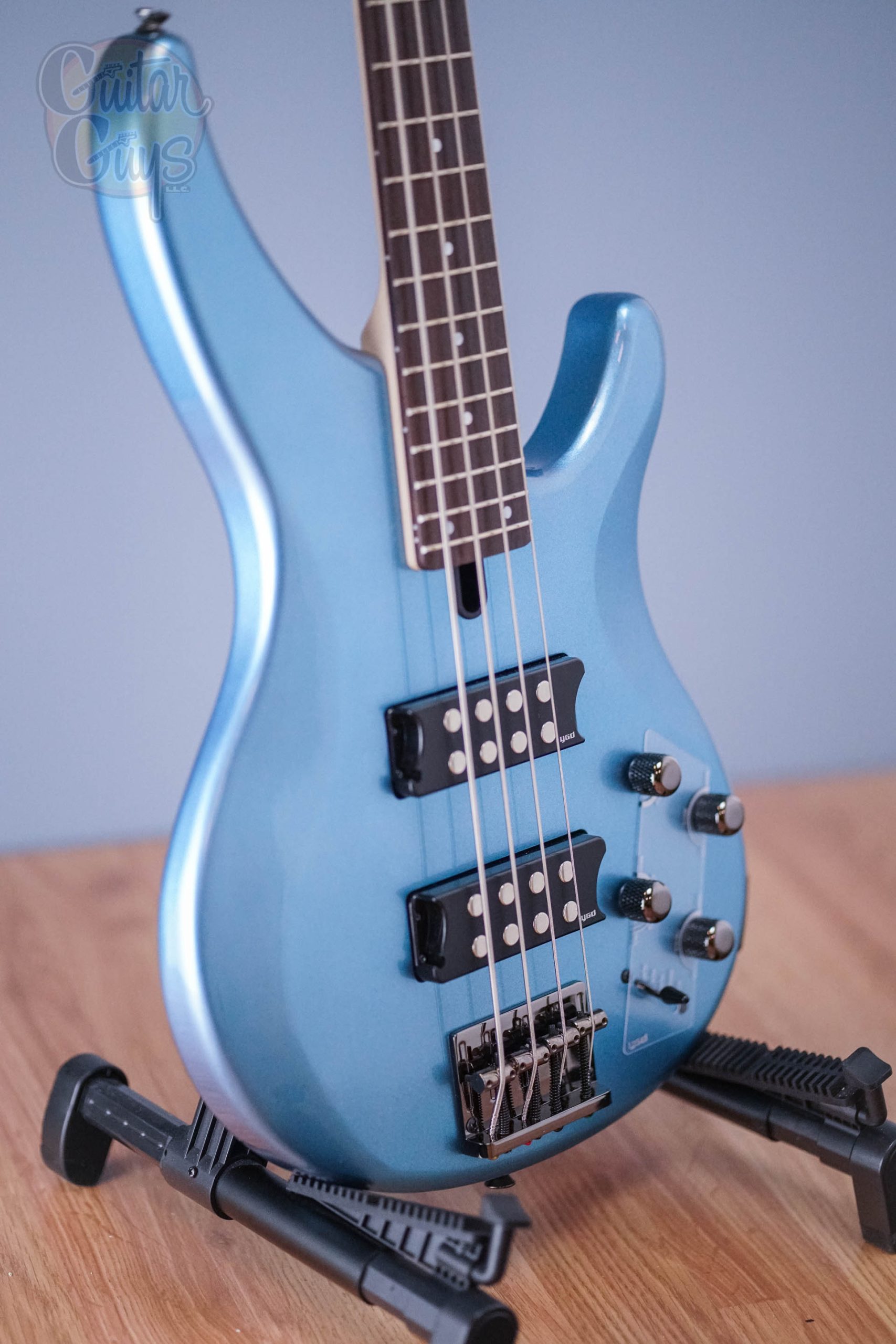 Yamaha TRBX304 (Factory Blue)