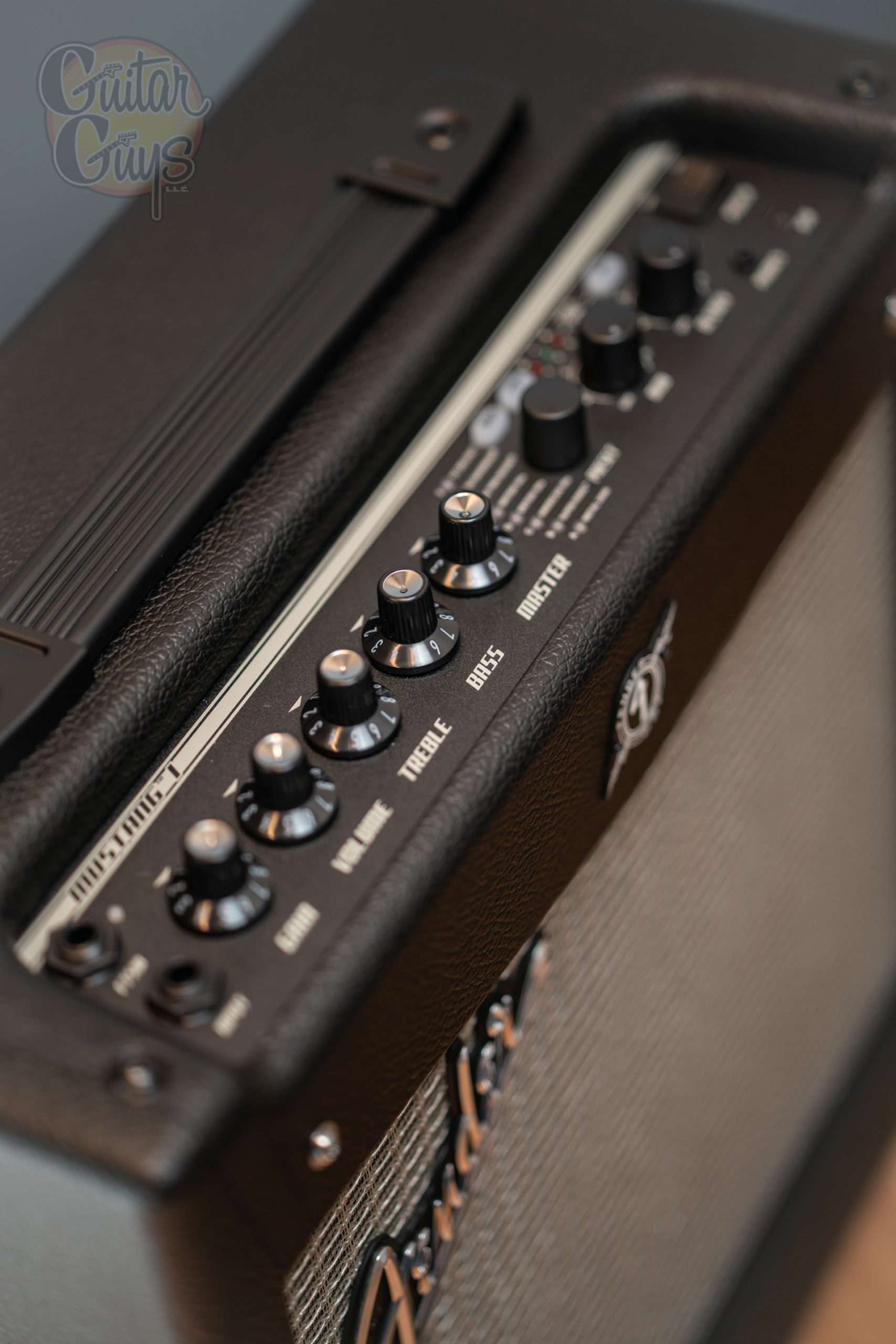 Fender Mustang I V.2 - Image 11