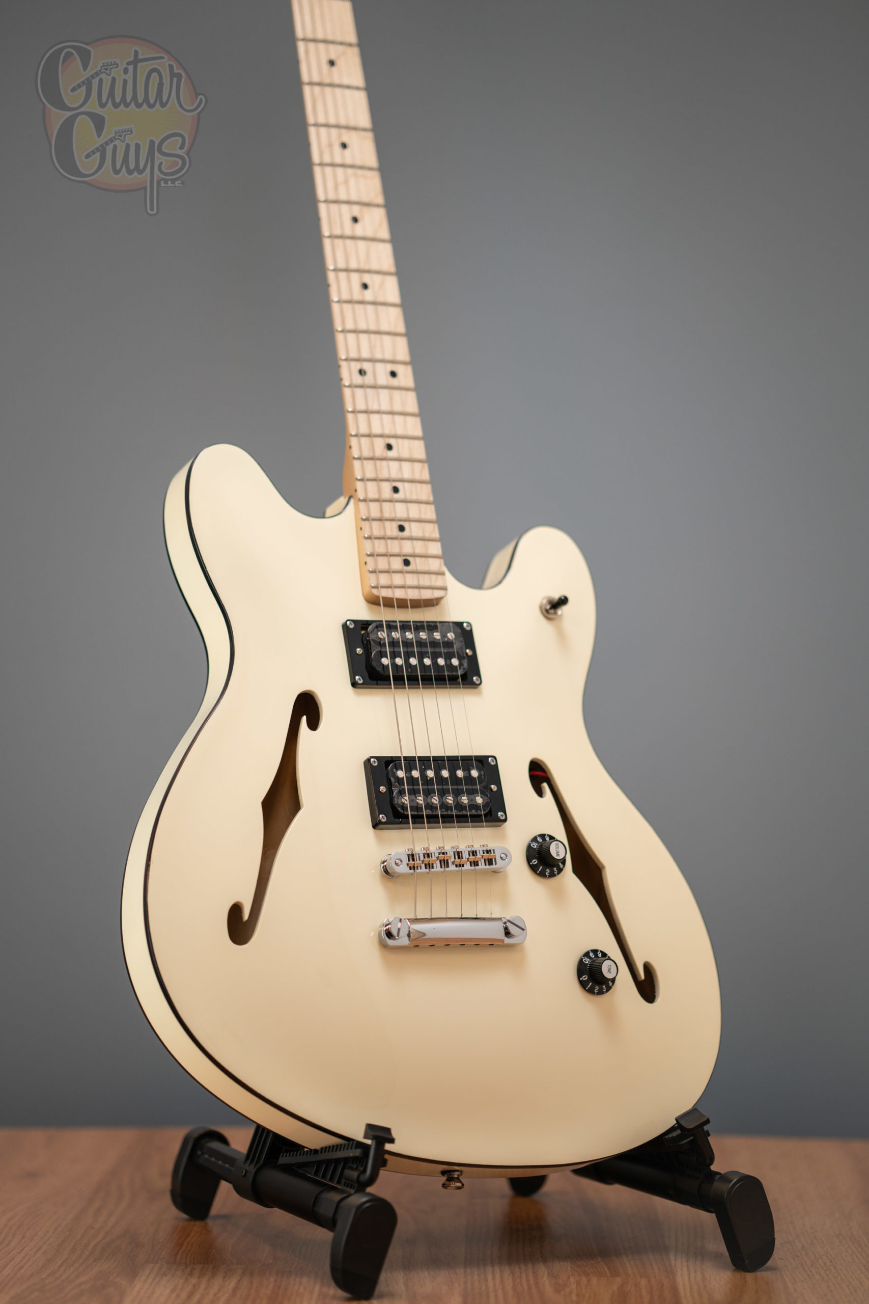 Squier AFFINITY SERIES STARCASTER (Olympic White)