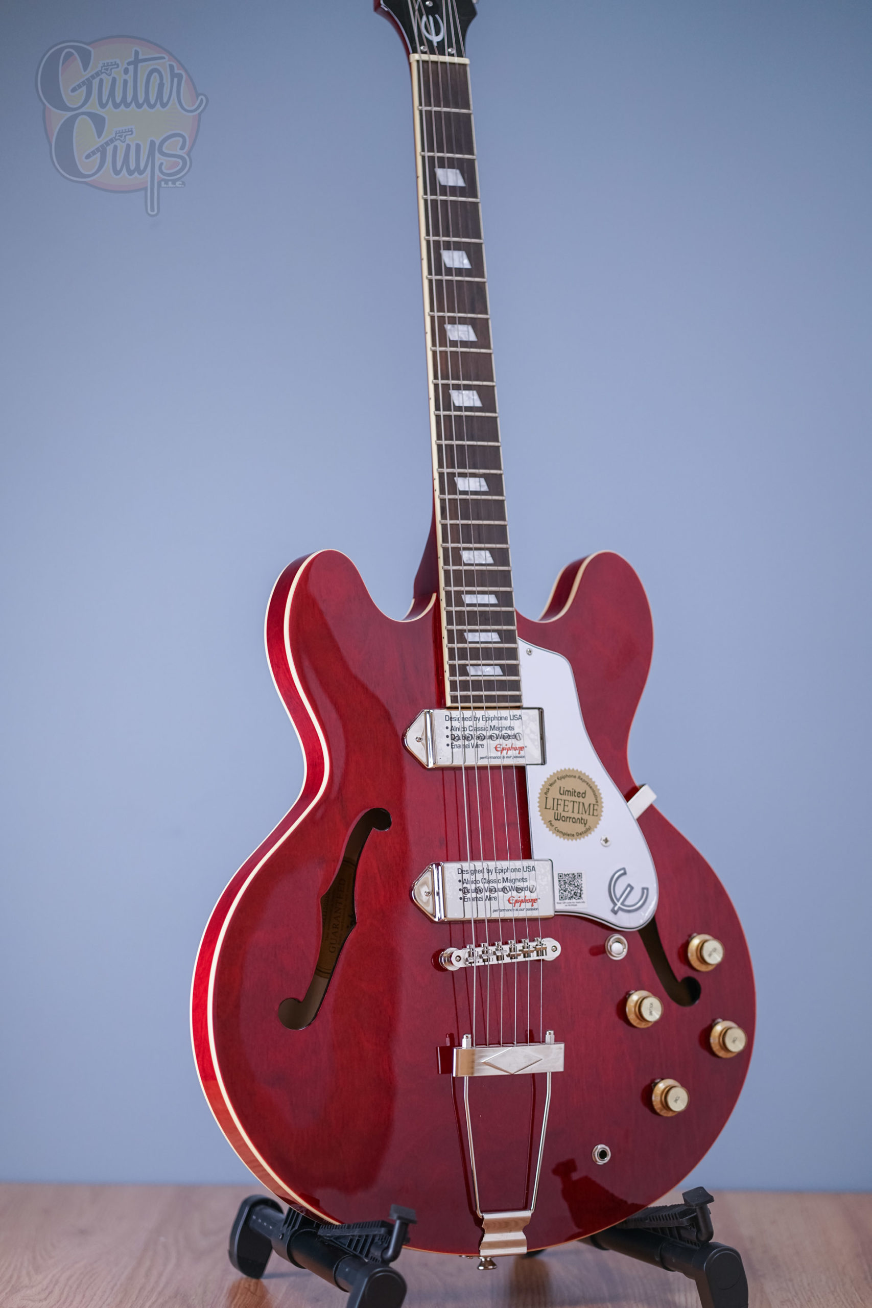 Epiphone Casino (Cherry) - Guitar Guys