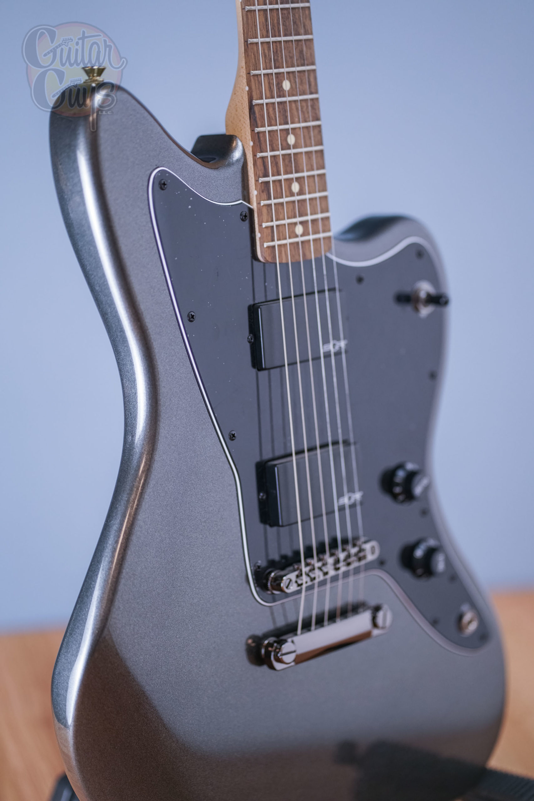 レア　squier contemporary active jazzmaster Amazon.com: Squier Contemporary Active Jazzmaster Electric