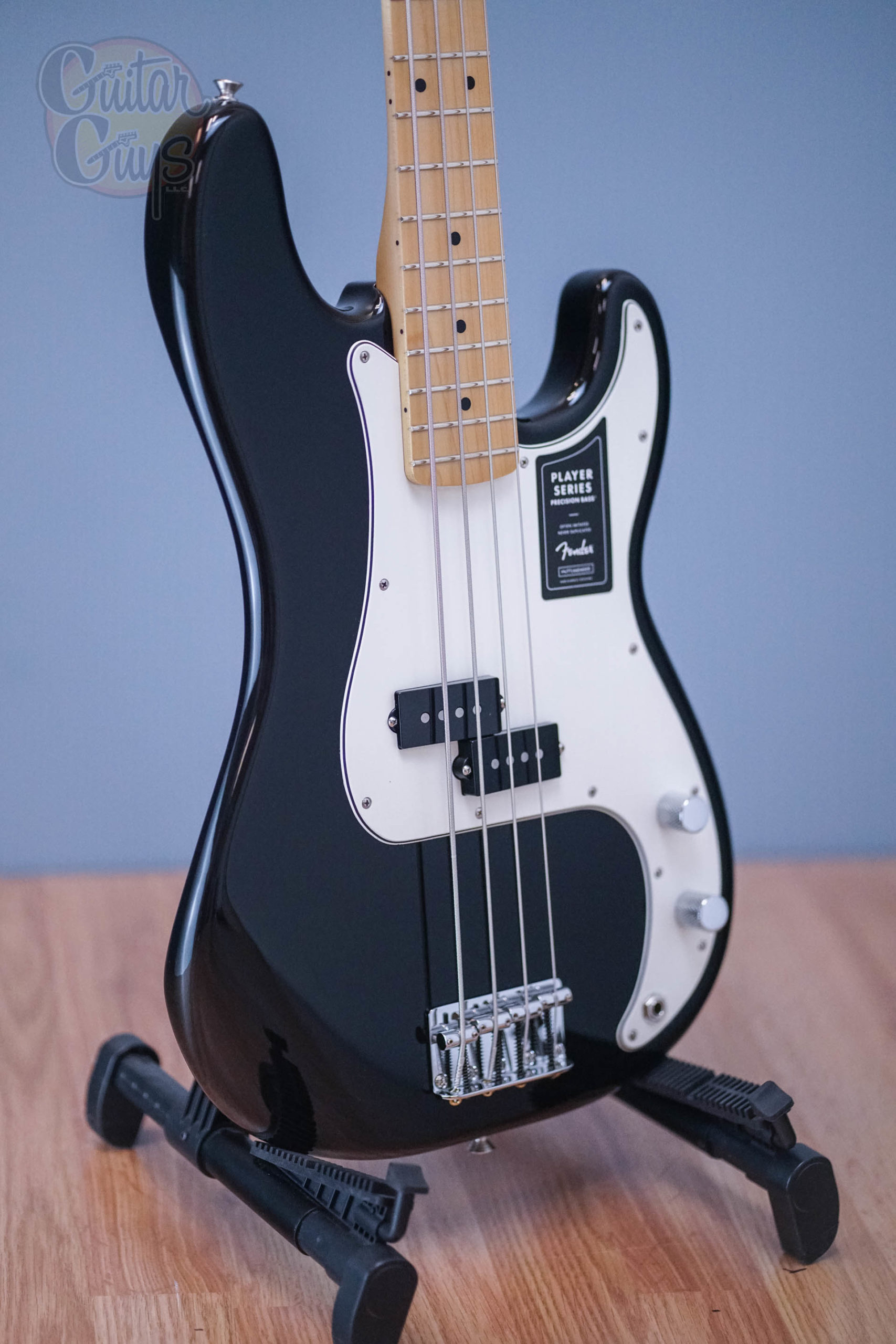 Fender Player Precision Bass MN Black - Guitar Guys