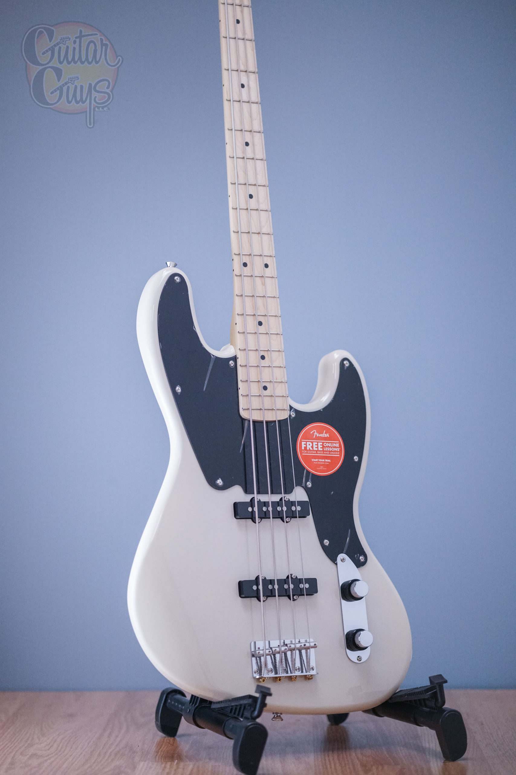 Squier Paranormal Jazz Bass '54 White Blonde - Guitar Guys