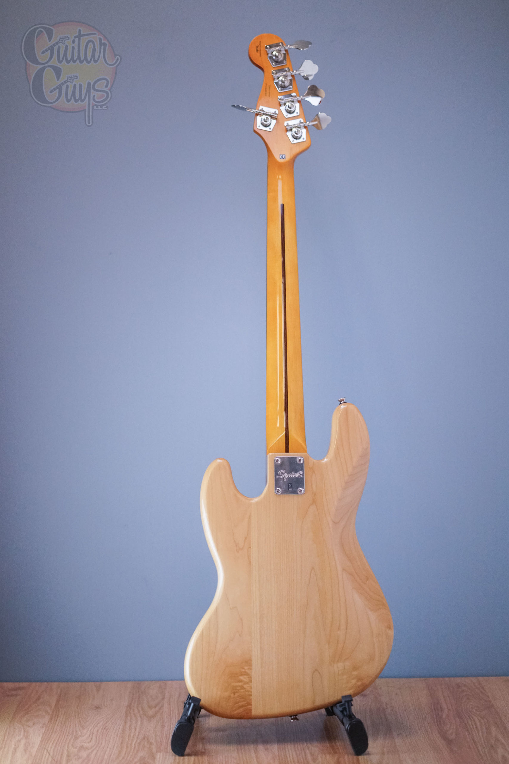 Squier Classic Vibe 70's Jazz Bass V Natural DEMO - Guitar Guys