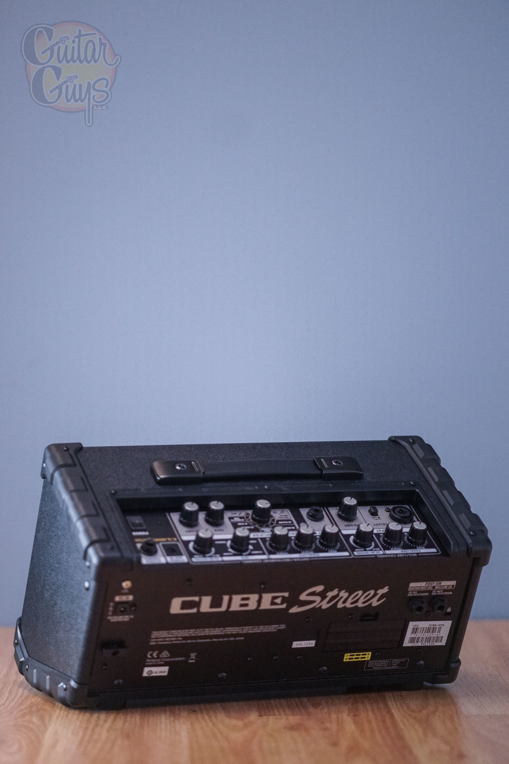 Roland CUBE Street 2x6.5 5w Battery Powered Combo - Image 6