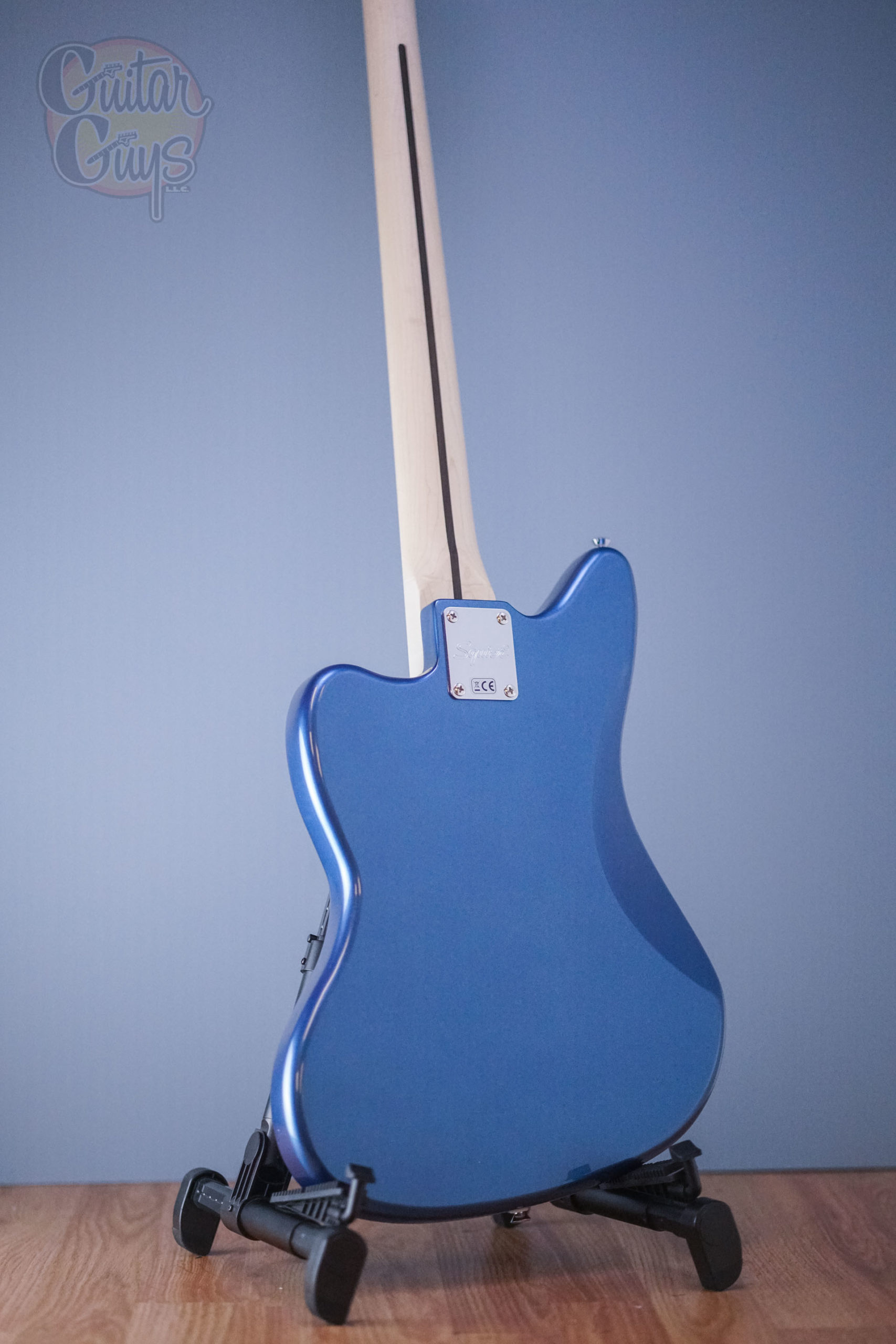 Squier Affinity Series Jaguar Bass H MF Lake Placid Blue - Guitar Guys