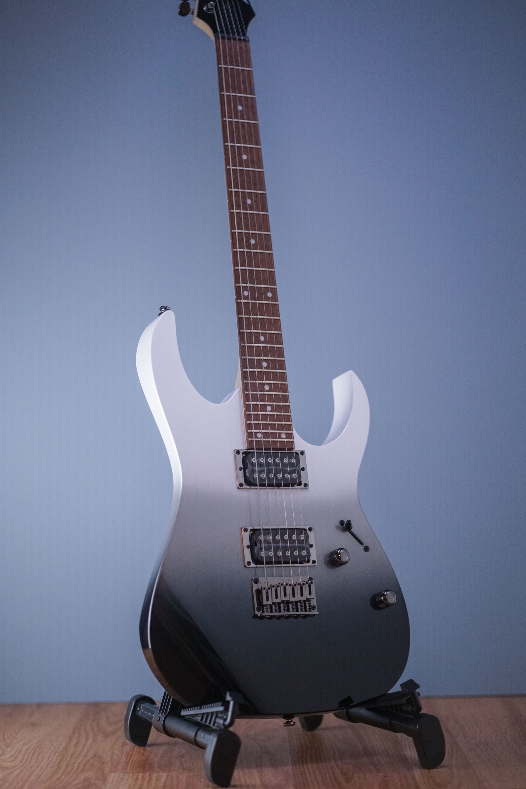 Ibanez RG421