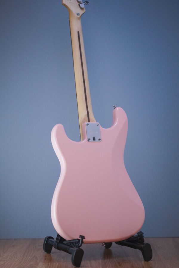 Squier BULLET STRATOCASTER HT HSS (Shell Pink) - Guitar Guys