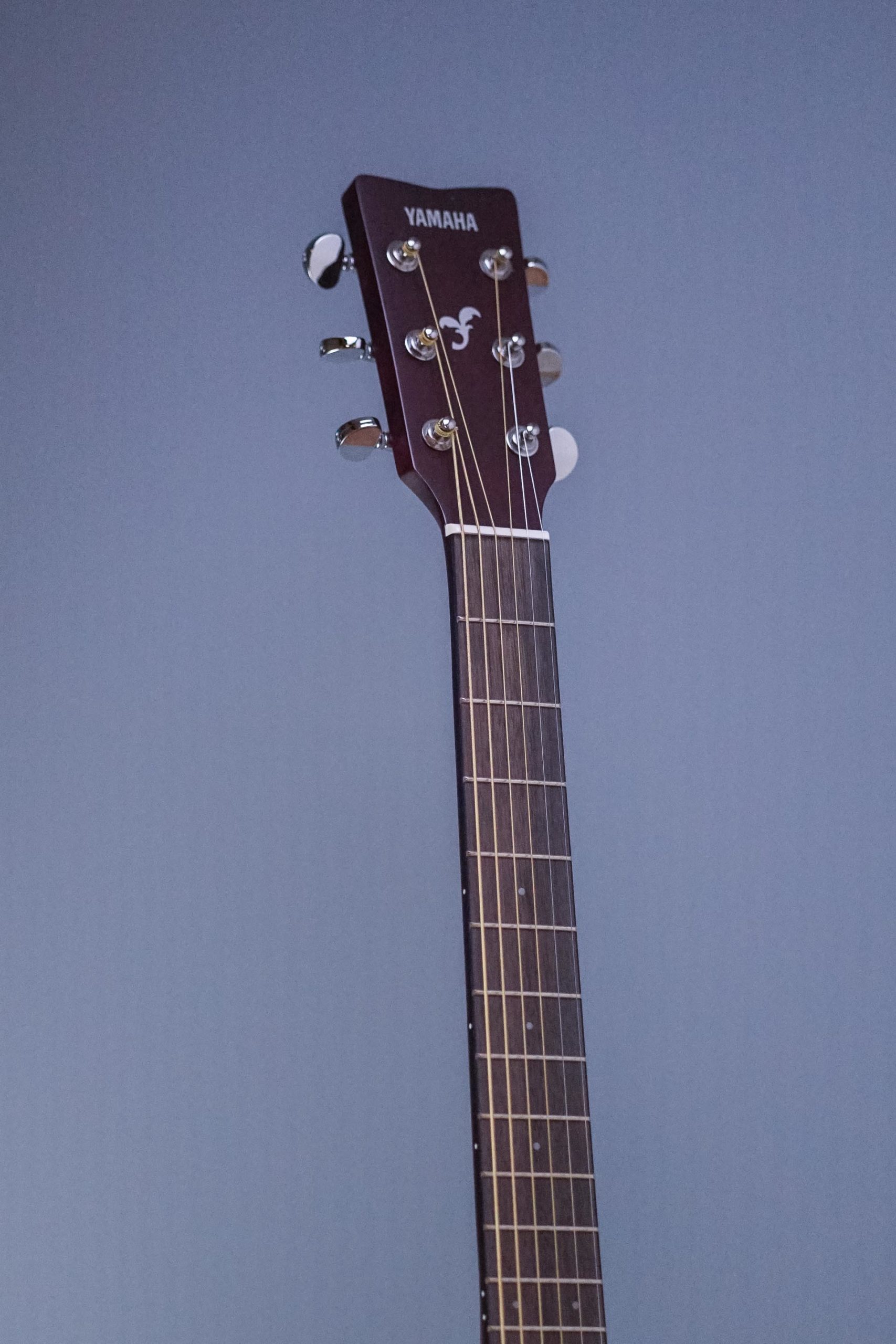 Yamaha FSX800C (Ruby Red) - Image 2