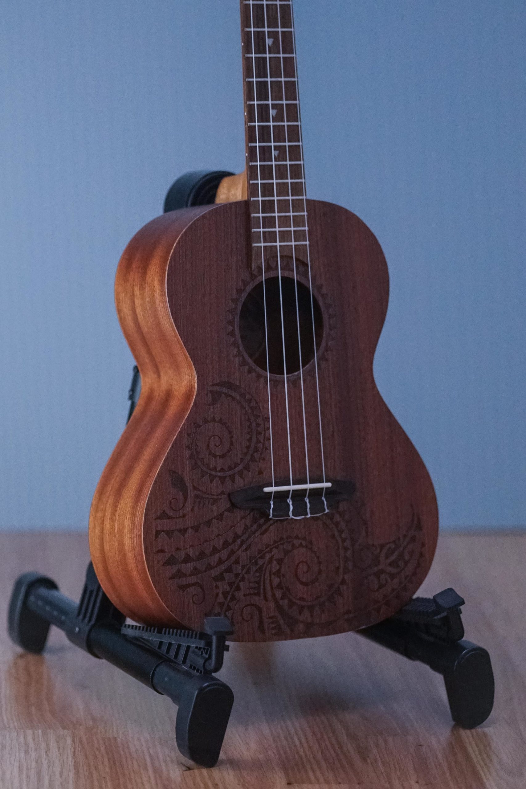 Luna Uke Tattoo Tenor Mahogany - Image 3
