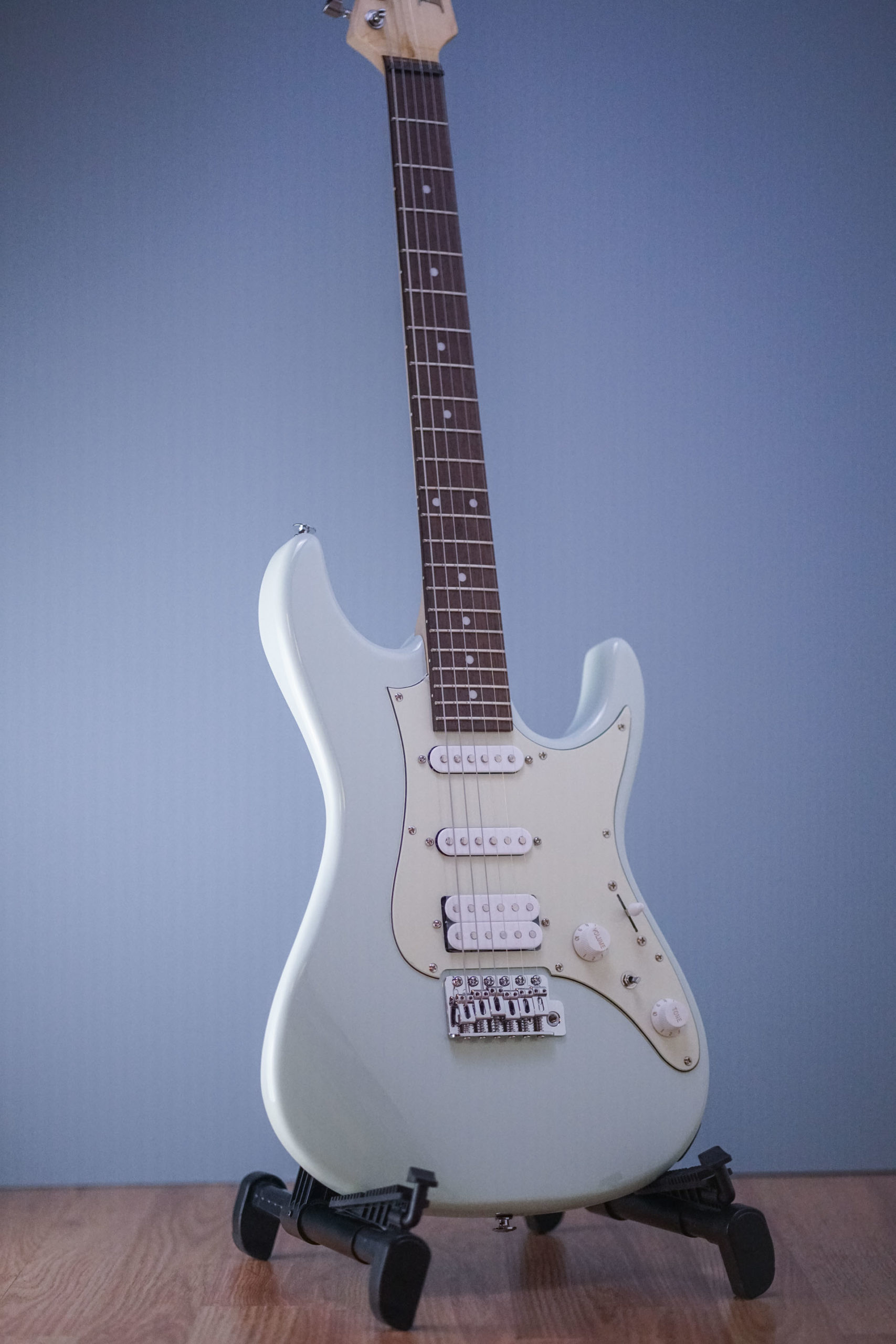 Ibanez AZES40 Mint Green DEMO - Guitar Guys