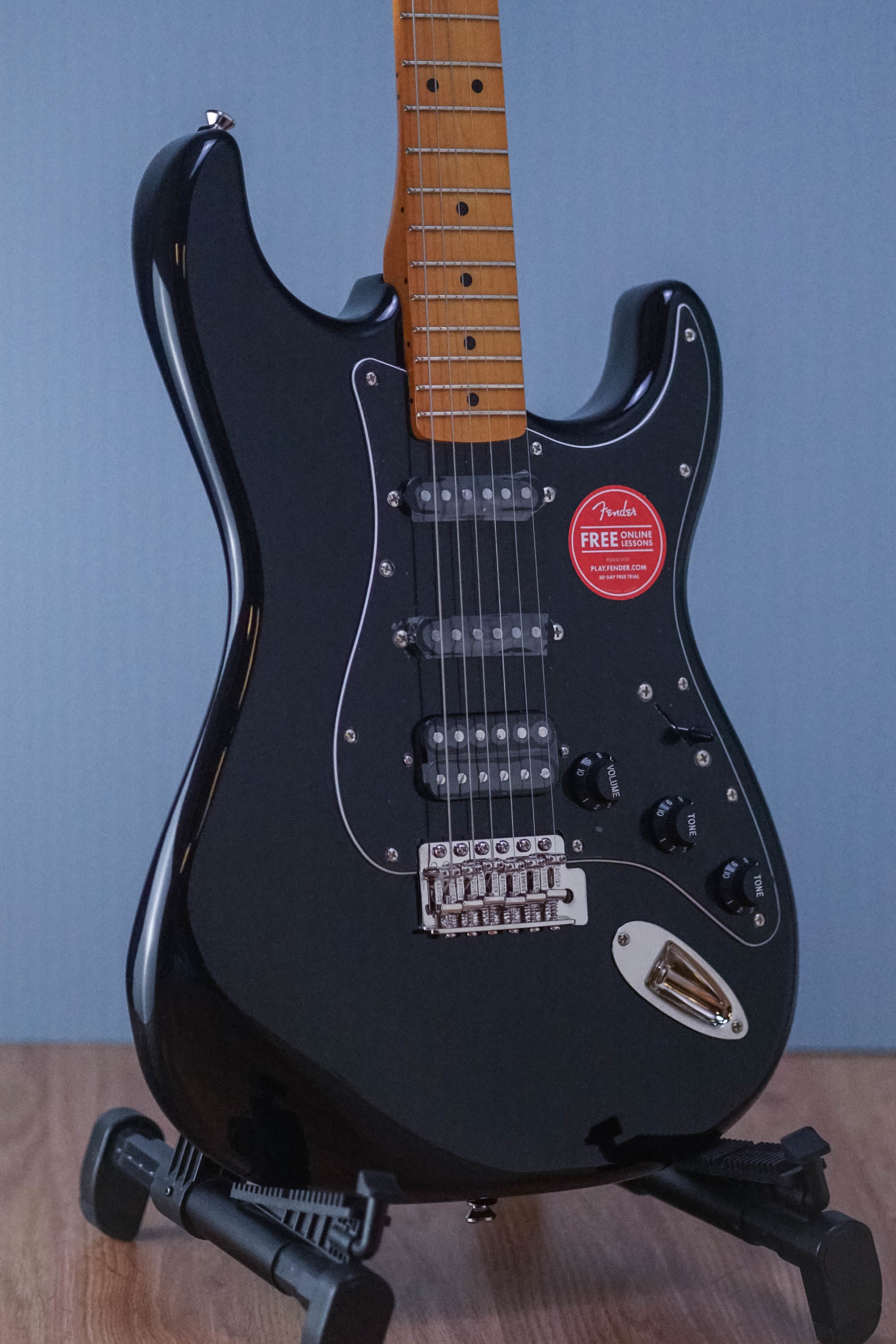 Squier CLASSIC VIBE '70S STRATOCASTER HSS DEMO - Guitar Guys