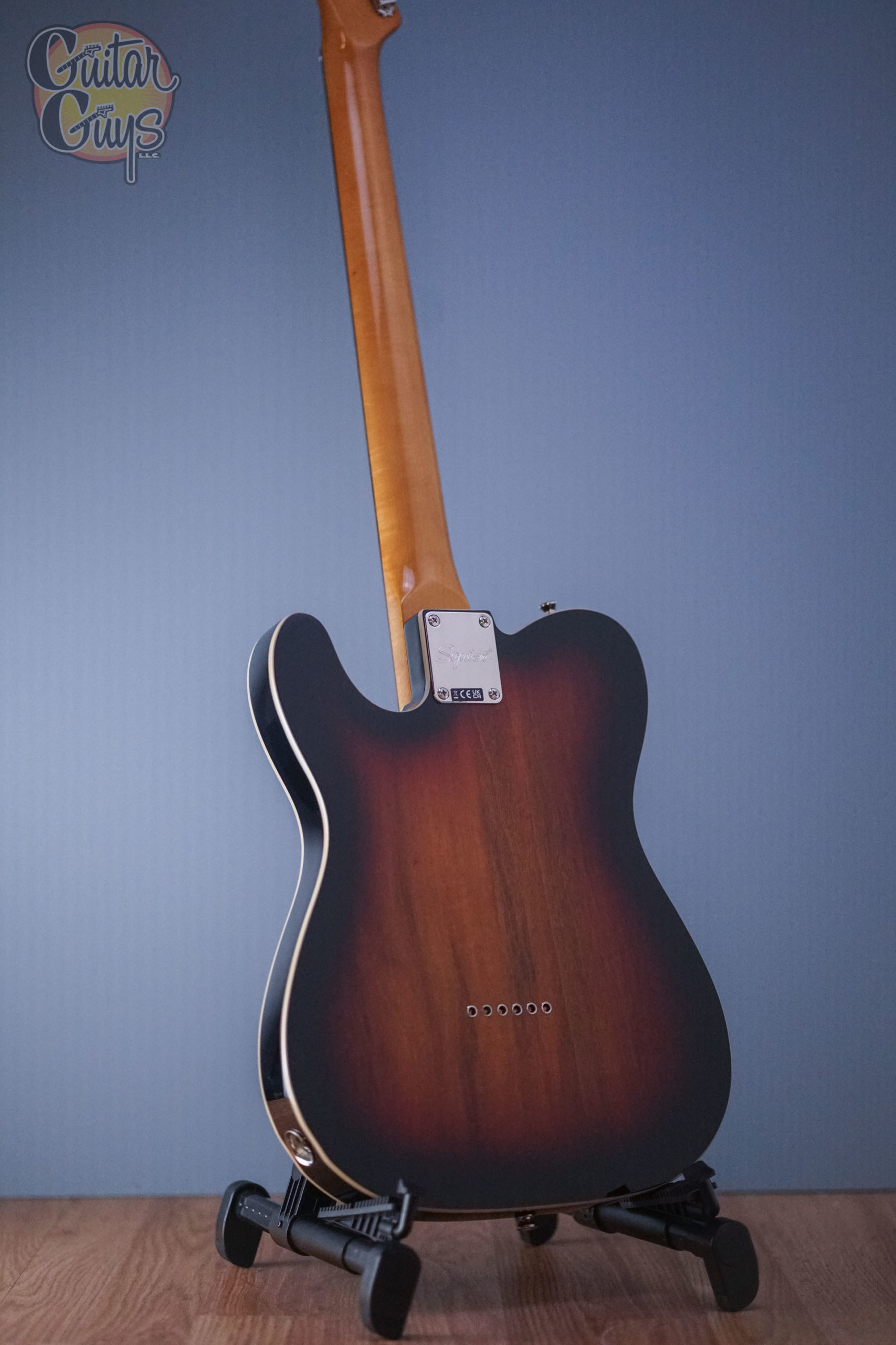 Squier Classic Vibe Baritone Custom Telecaster 3-Color Sunburst