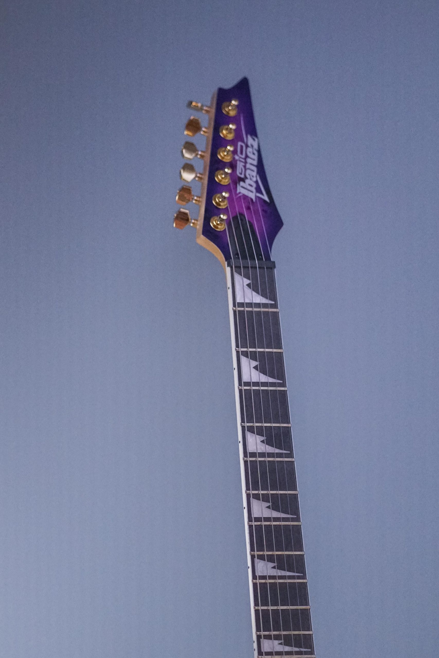 Ibanez GRG220PARLB Royal Purple Burst - Image 2