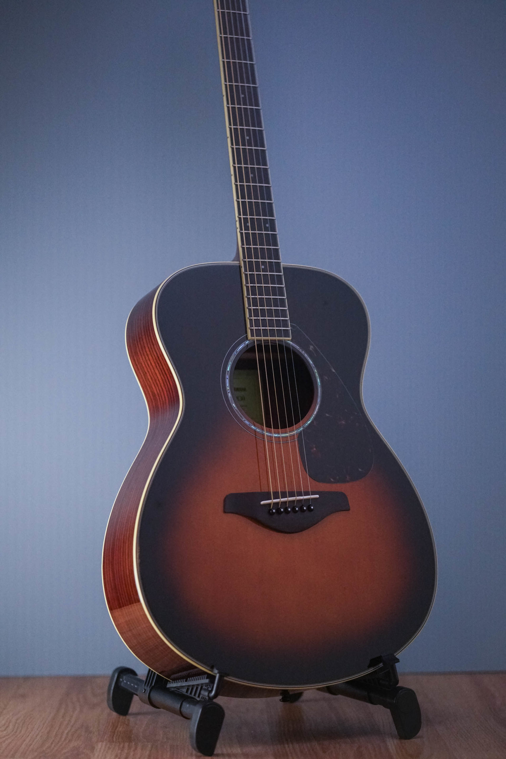 Yamaha FS 830 (Tobacco Brown Sunburst) DEMO - Guitar Guys