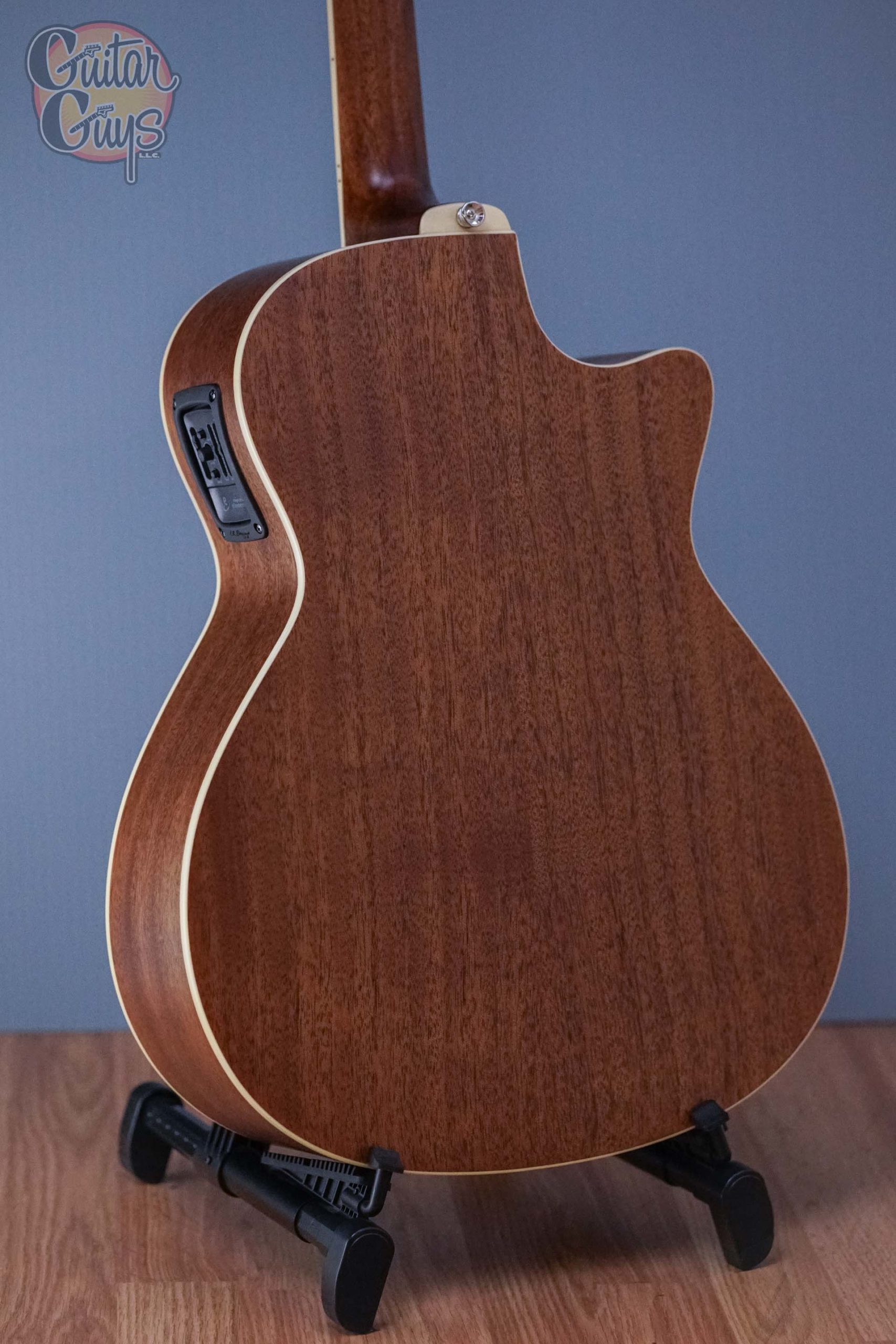 Alvarez AG60LCE Artist Grand Auditorium Left Handed Natural - Image 5