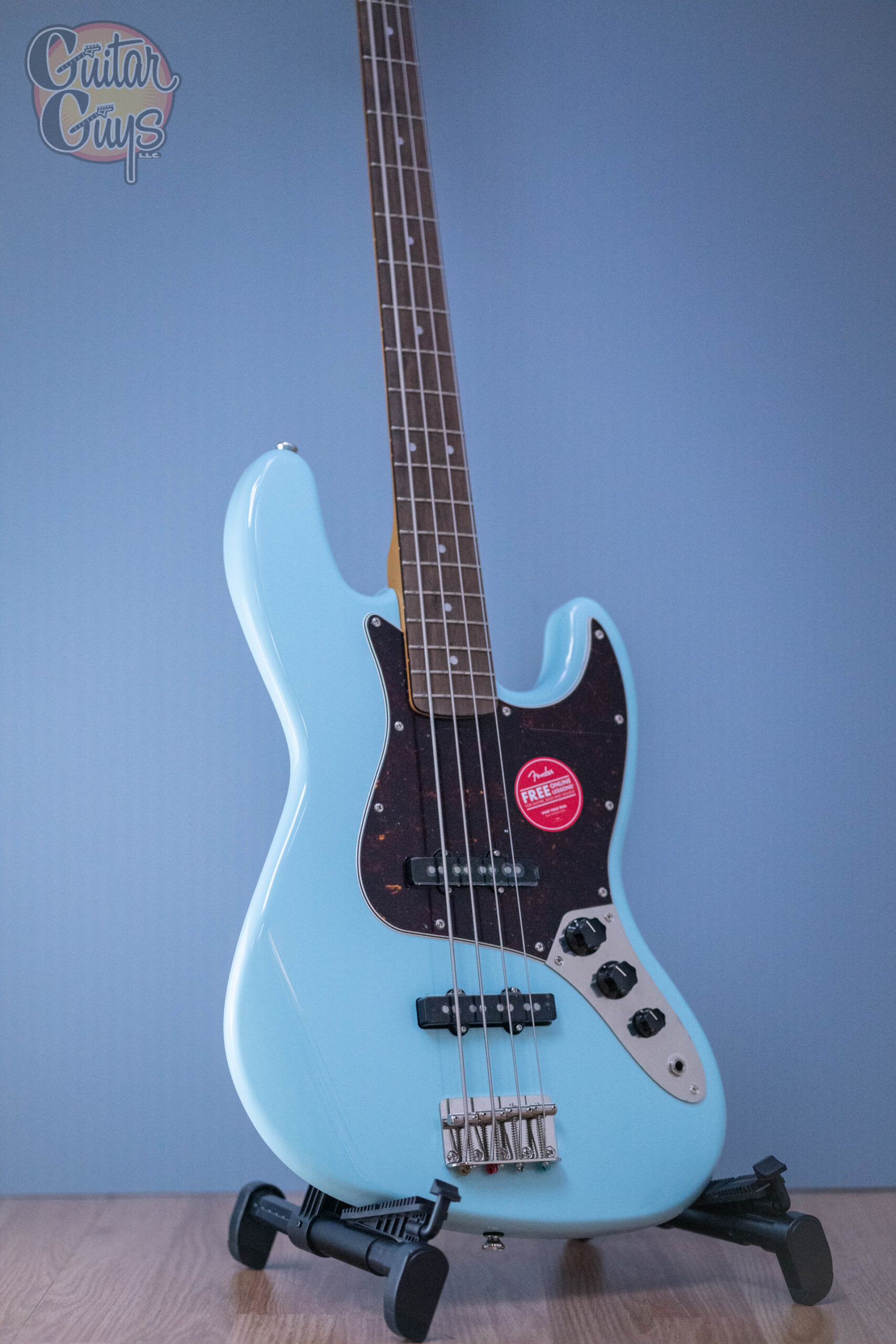 Squier Jazz Bass ブルー Squier CLASSIC VIBE '60S JAZZ BASS (Daphne Blue) - Guitar Guys