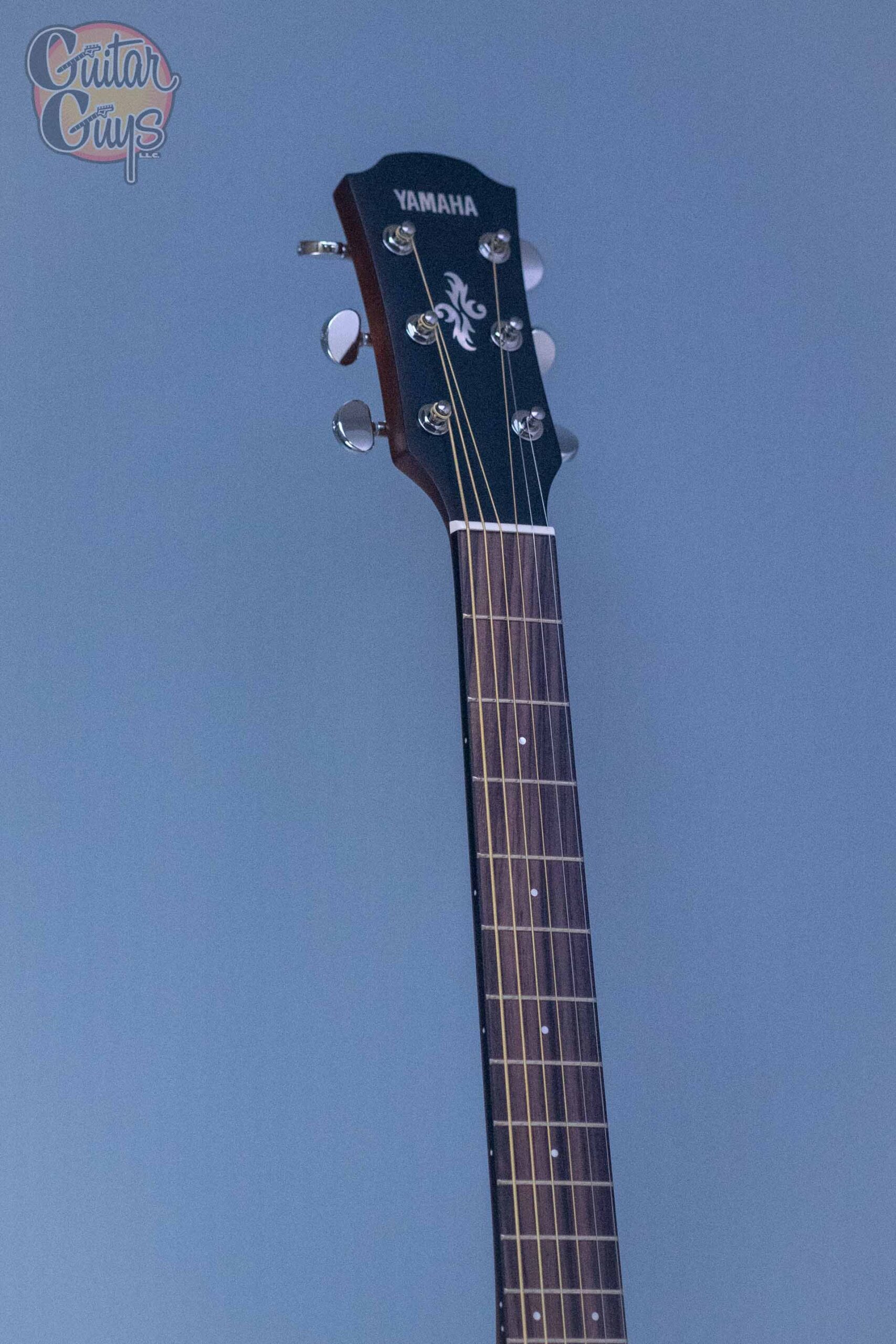 Yamaha APX600M Natural Satin DEMO - Image 2