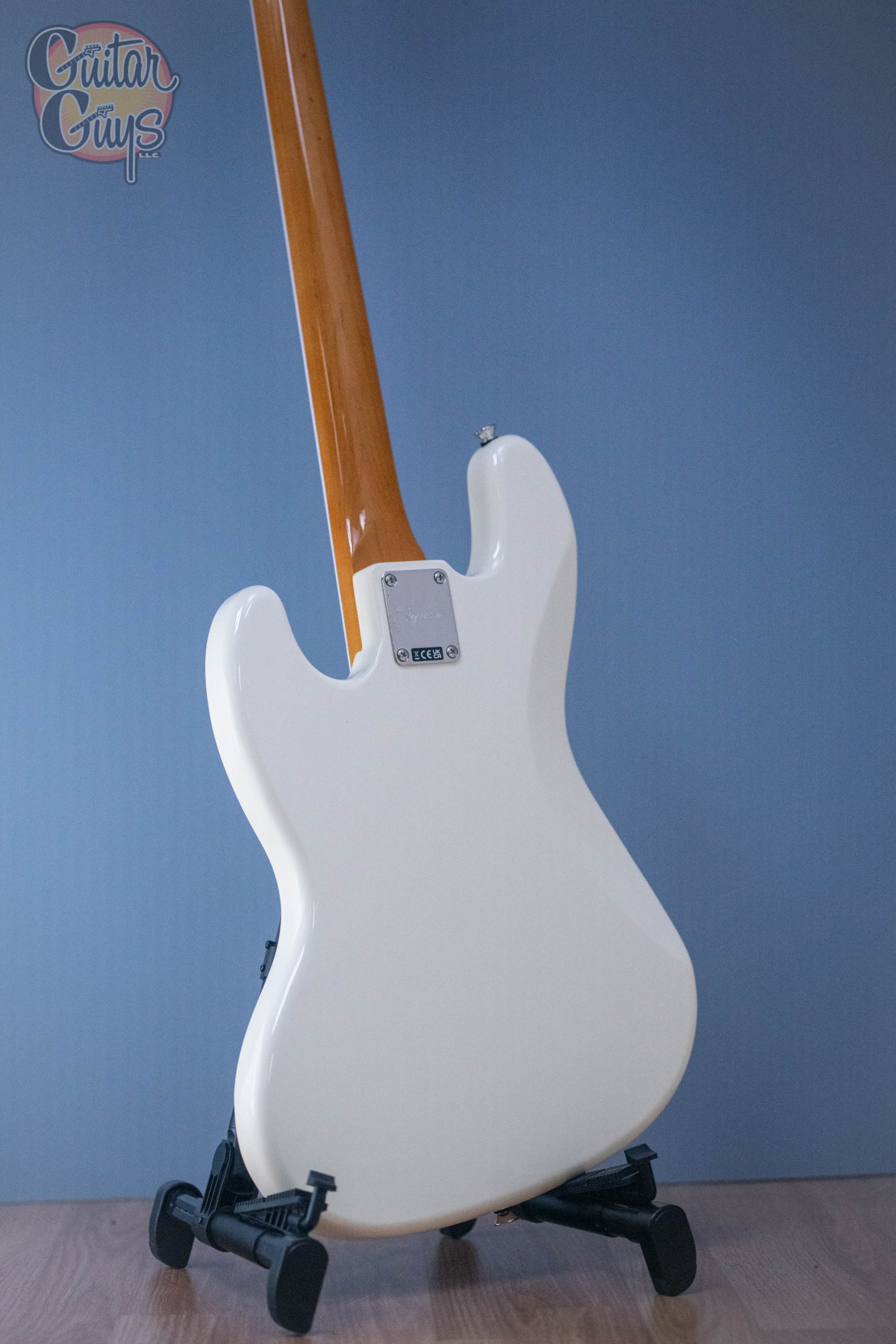 Squier Classic Vibe Mid '60s Jazz Bass Olympic White Limited