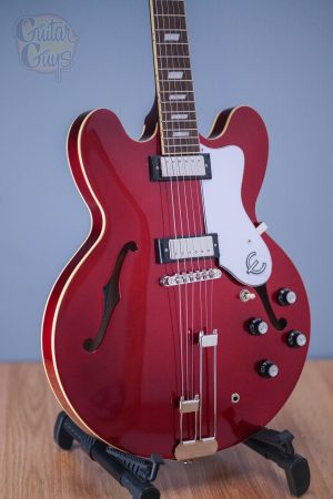 beep　Epiphone riviera Classic gear: Epiphone Riviera | Guitar World
