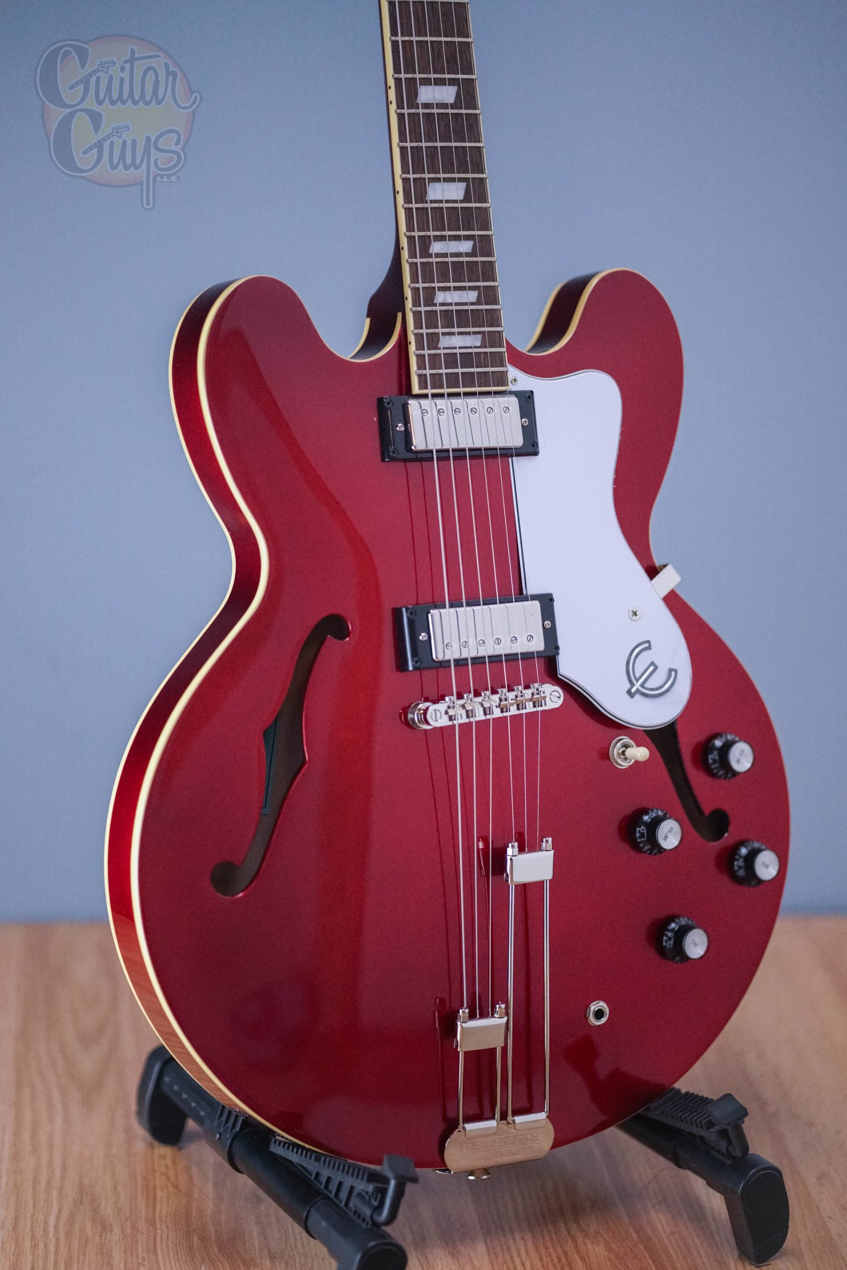 ギター Epiphone Riviera Sparkling Burgundy 2021 Epiphone Riviera – Gibson