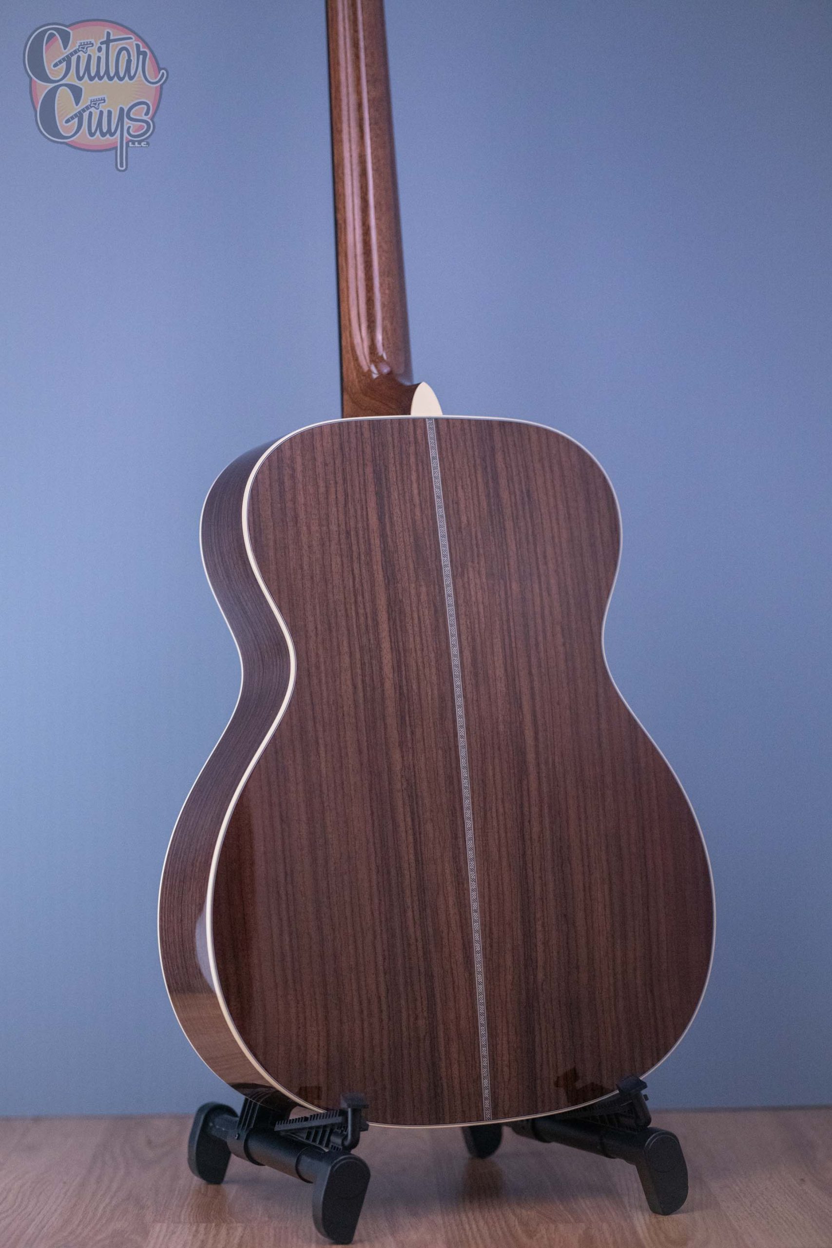 Martin 000-28EC Eric Clapton Signature Sunburst - Image 9